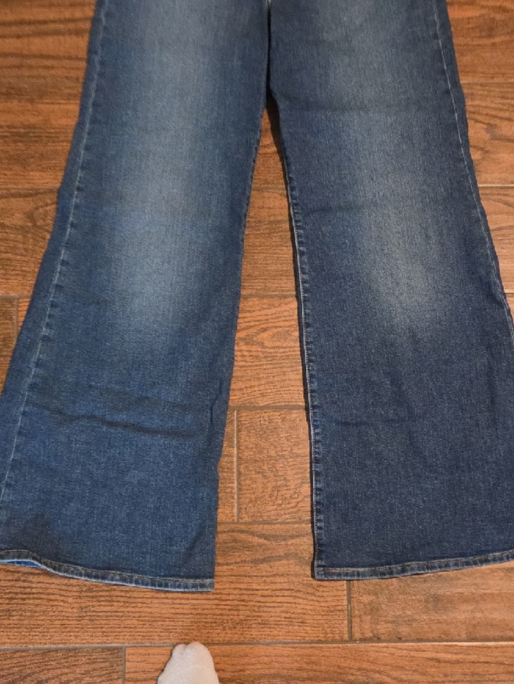 Levi's Ribcage Bell Jeans - Indigo Blue Denim - Picture 5 of 8